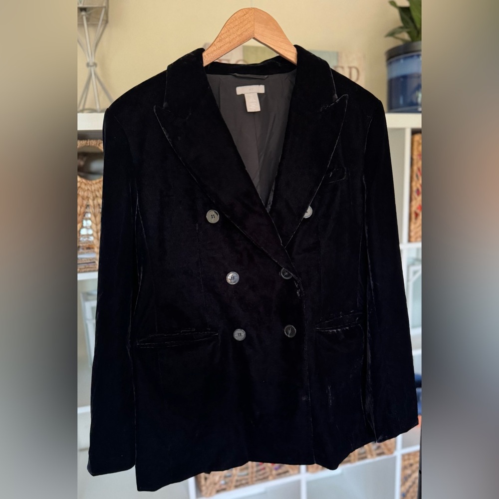 H&M Classic Black Velvet Blazer